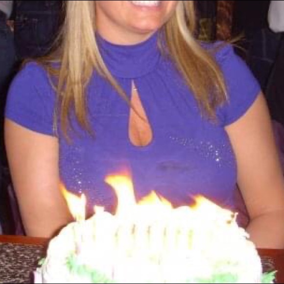 Express High Neck Short Sleeve Peephole Shirt - Picture 2 of 8